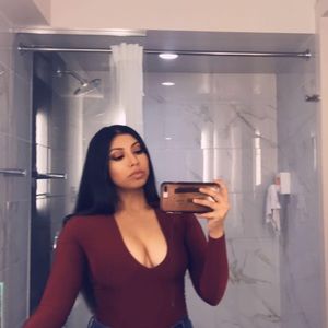 Meet your Posher, Angelina